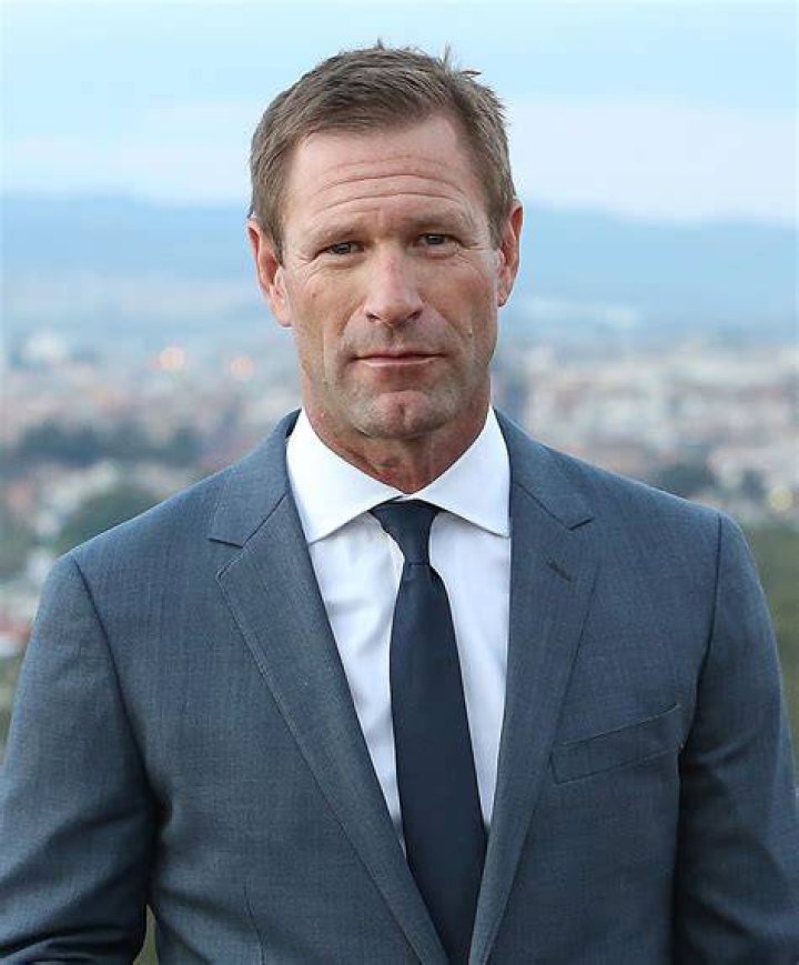 A Comprehensive Guide To Aaron Eckhart