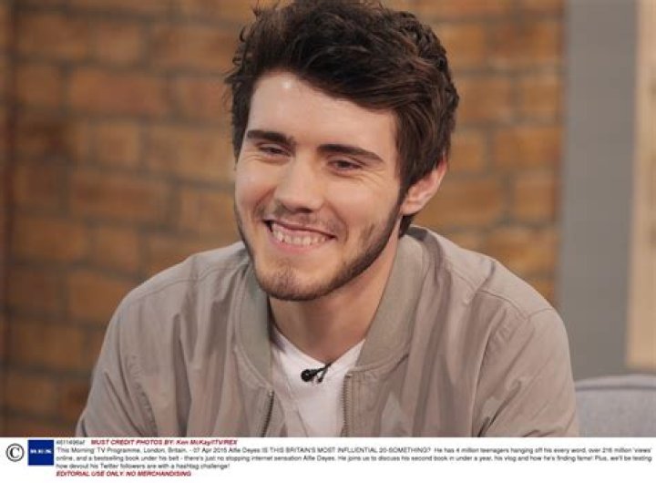 Alfie Deyes (Youtuber) Wiki, Bio, Height, Weight, Wife, Dating, Baby