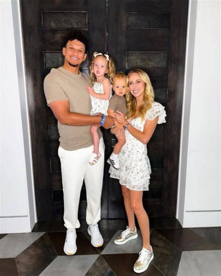 Brittany Mahomes Shares Daughter 'MiniShowtime' Sweater on Game Day