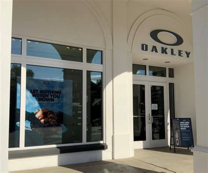 Descubrir 86+ imagen oakley veterinary clinic Thptnganamst.edu.vn