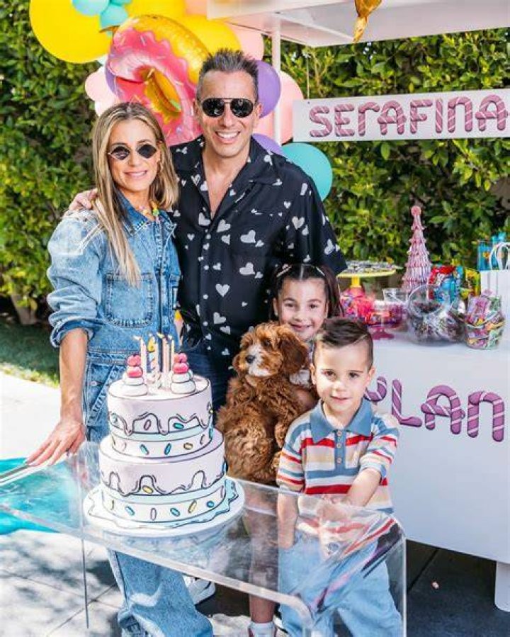 Discover The Truth Behind: Lana Gomez's Family Connections