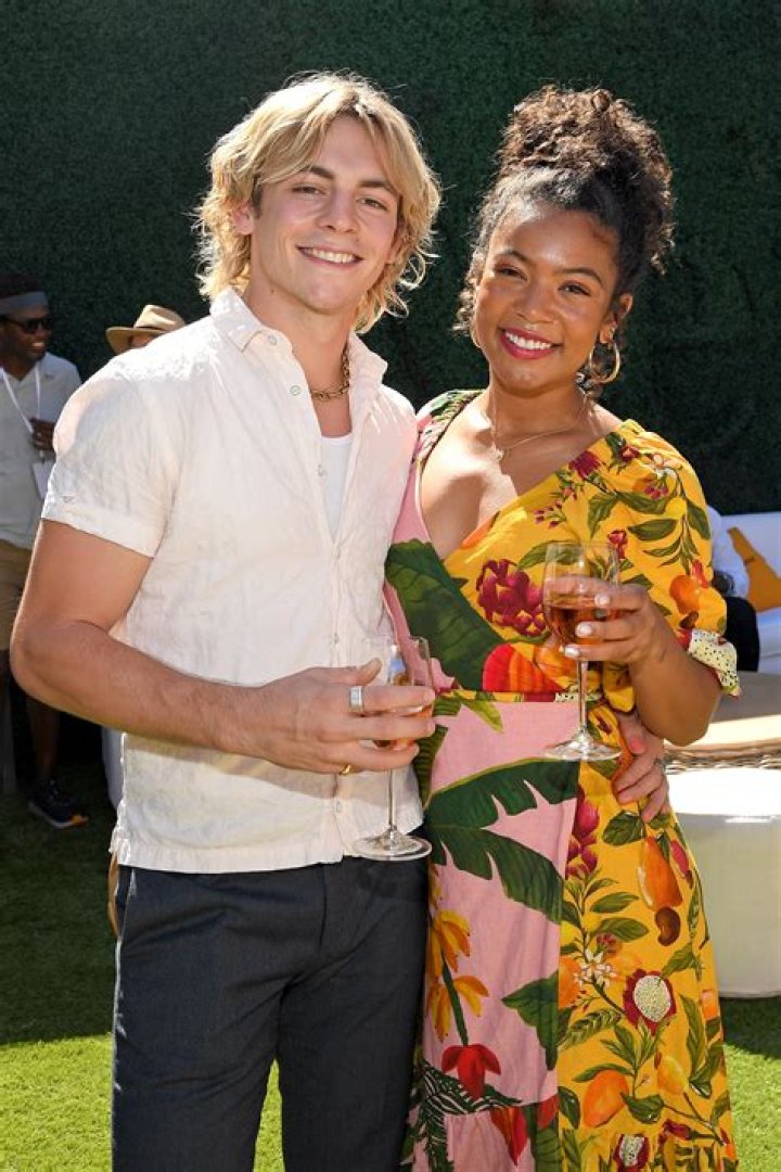 &iquest;Ross Lynch y Jaz Sinclair siguen juntos? T&uacute; en l&iacute;nea
