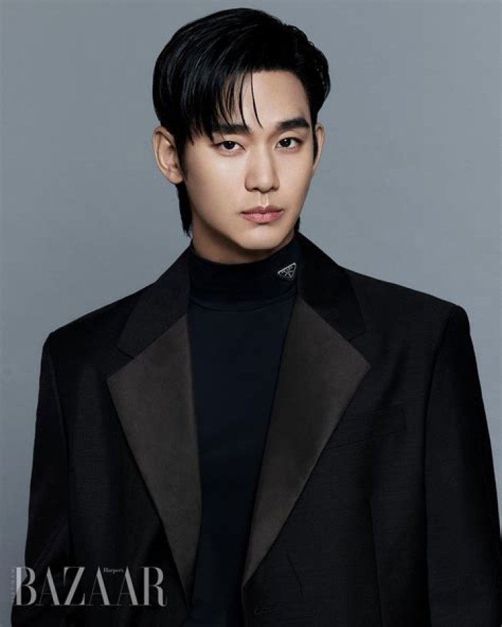 Kim Soo Hyun tổ chức fanmeeting tại Th&aacute;i Lan, fan bỏ 126.000 USD để gặp