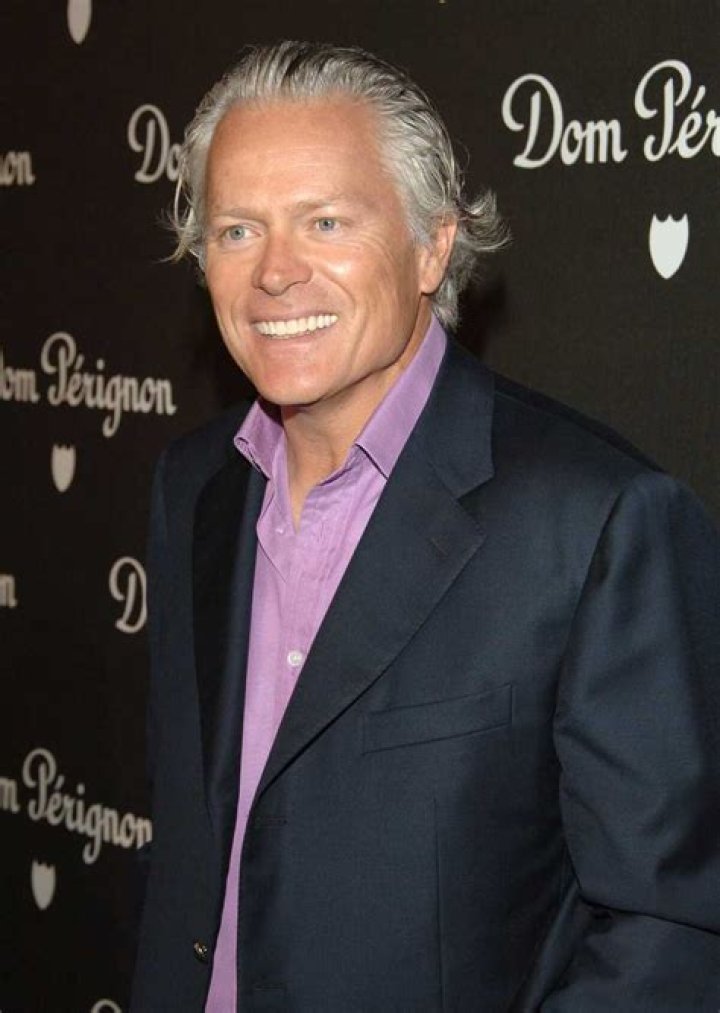 Michel Stern biography What is known about Lisa Kudrow&rsquo;s husband? Legit.ng