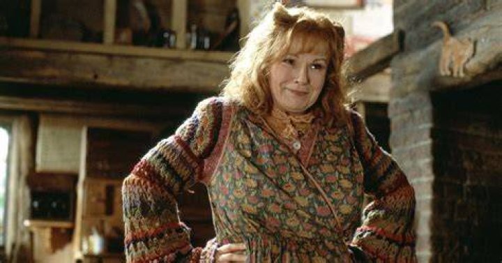 The Endearing Mrs. Weasley In The Harry Potter Series