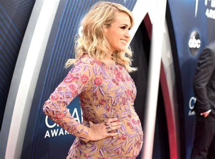 What's The Latest Buzz On Carrie Underwood's Pregnancy?